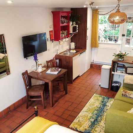 The Walnut, Meopham - A Private Retreat Rural Location Villa ภายนอก รูปภาพ