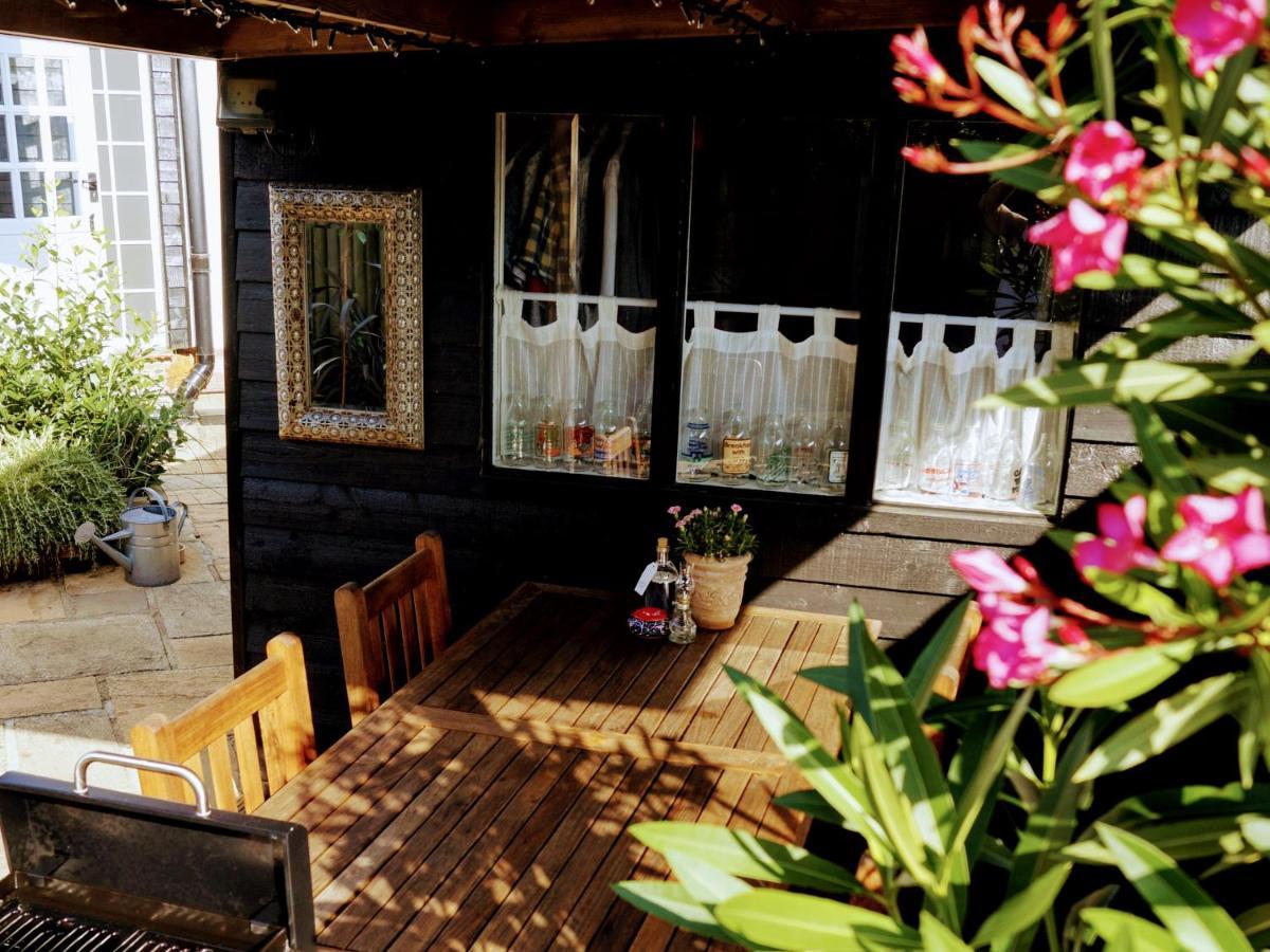 The Walnut, Meopham - A Private Retreat Rural Location Villa ภายนอก รูปภาพ